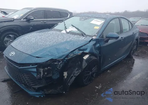 2025 Toyota Camry Se из США, поврежденный, VIN 4T1DAACK8SU624699